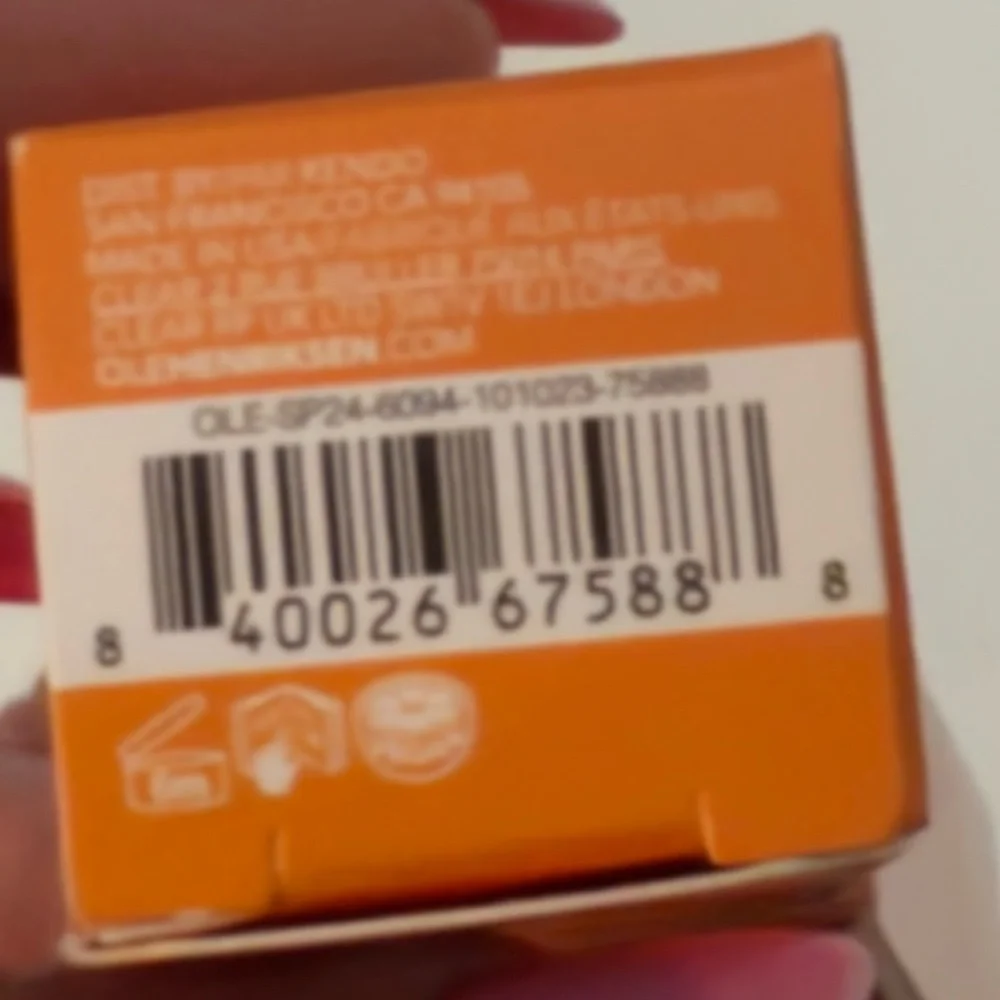 OLEHENRIKSEN Banana Bright Vitamin CC Stick for Dark Circles in ‘Guava’